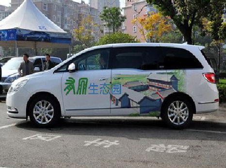 钟祥户外车贴喷绘如何保持效果?